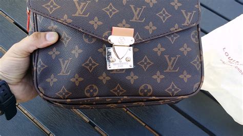 louis vuitton travel bag mens replica|cheap louis vuitton knockoff handbags.